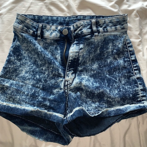h&m divided shorts